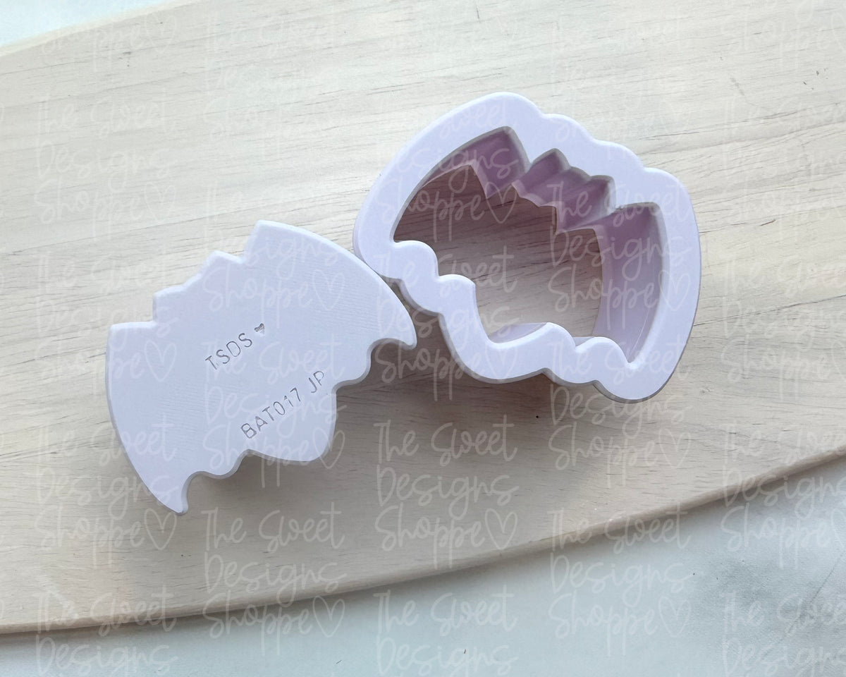 Cake Pop Maker - Bat Frosted Cracker- Cake Pop Maker Set ( Cutter & Pusher) - The Sweet Designs Shoppe - TSDS - - ALL,Animal,Animals and Insects,Cake Pop,cakepop,dracula,halloween,Popper,Promocode,STL,vampire