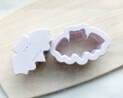 Cake Pop Maker - Classic Bat - Cake Pop Maker Set ( Cutter & Pusher) - The Sweet Designs Shoppe - TSDS - - ALL,Animal,Animals,Animals and Insects,Cake Pop,cakepop,dracula,halloween,Popper,Promocode,STL,vampire