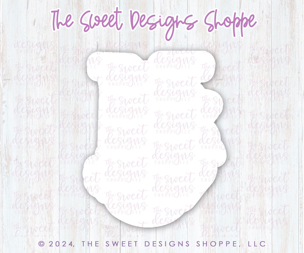 Cookie Cutters - Daisy MOM , MUM , MAMA Letters Cookie Cutters Set - Set of 4 - Cookie Cutters - The Sweet Designs Shoppe - TSDS - - ALL,Cookie Cutter,letter,Lettering,Mama,Mini Sets,MOM,mother,Mothers Day,Mum,mummy,Promocode,regular sets,set,STL,text,text and numbers