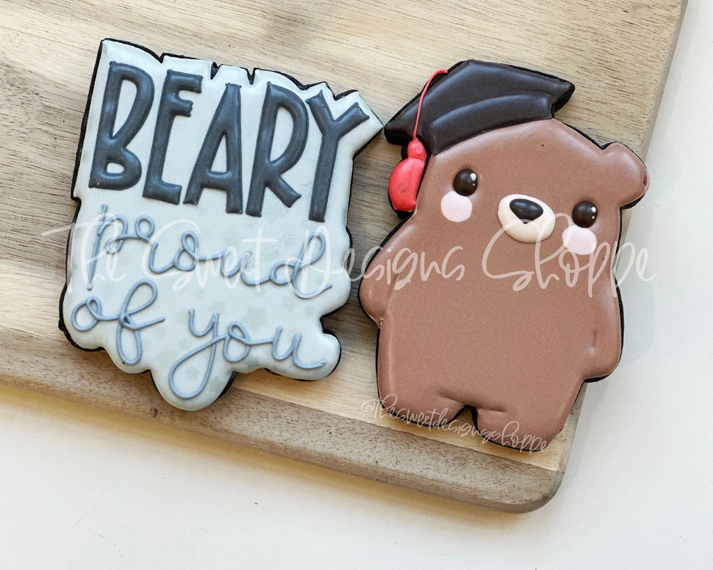 Cookie Cutters - Grad Bear & BEARY proud of you Plaque Cookie Cutters Set - Set of 2 - Cookie Cutters - The Sweet Designs Shoppe - - ALL, Animal, Animals, Animals and Insects, Cookie Cutter, Grad, Graduation, graduations, Mini Sets, Plaque, Plaques, PLAQUES HANDLETTERING, Promocode, regular sets, School, School / Graduation, set, text