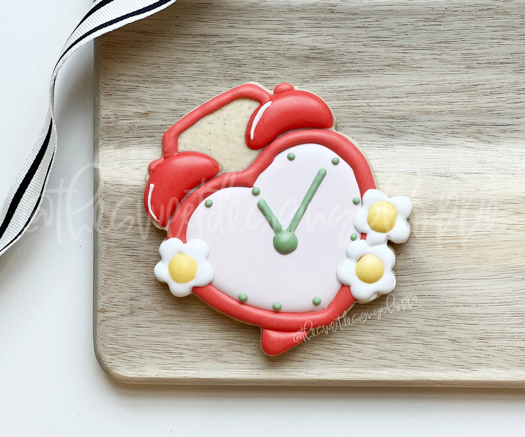 Cookie Cutters - Heart Alarm Clock - Cookie Cutter - The Sweet Designs Shoppe - TSDS - - ALL,back to school,Cookie Cutter,Grad,graduations,groovy,home,house,Misc,Miscelaneous,Miscellaneous,Nerdy,Promocode,Retro,School,School / Graduation,School Bus,school supplies