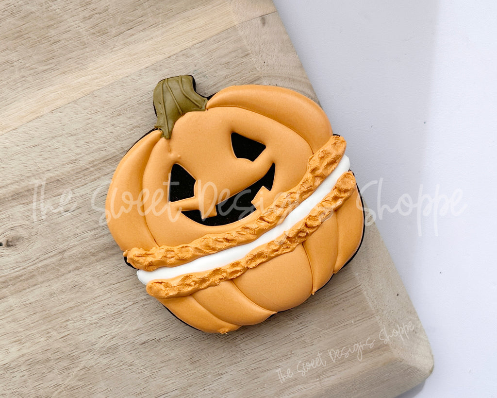Cookie Cutters - Pumpkin Macaroon - Cookie Cutter - The Sweet Designs Shoppe - TSDS - - ALL,Cookie Cutter,Fall,Fall / Thanksgiving,fall cupcake,Fall Halloween,Fall Vibes,Food,Food & Beverages,Food and Beverage,halloween,Halloween / Fall / Thanksgiving,pumpkin macaroon,STL,treats