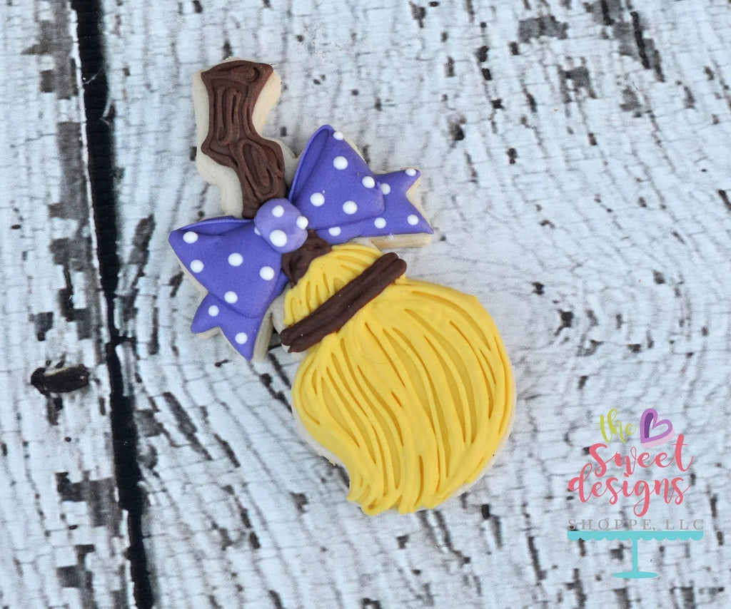 Cookie Cutters - Witch Broom V2 - Cookie Cutter - The Sweet Designs Shoppe - TSDS - - ALL,Cookie Cutter,Customize,Fall / Halloween,halloween,Promocode,trick or treat,Witch