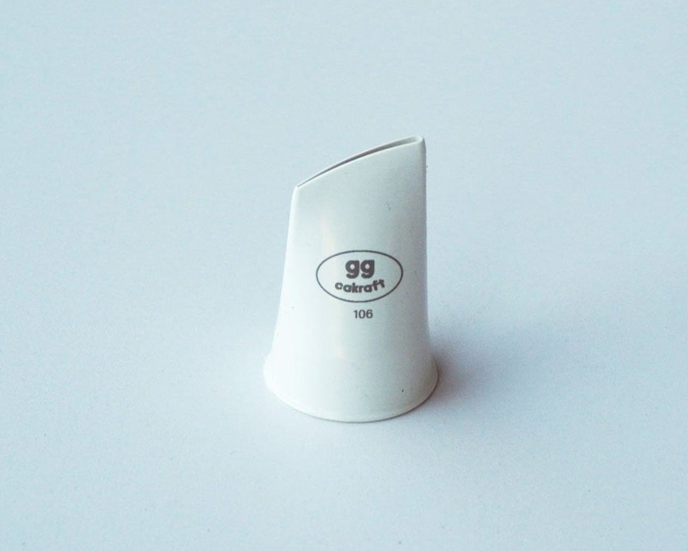 Decorating Tools - G.G. Cakraft Tip: 106 (White) - Top opening 21mm - Bottom diameter: 27mm - New Generation Piping Tip - G.G. Cakraft - - Decorate,Decorating,G.G. Cakraft,GG Cakraft,GGCakraft,Piping Tip,Promocode,tool,tools