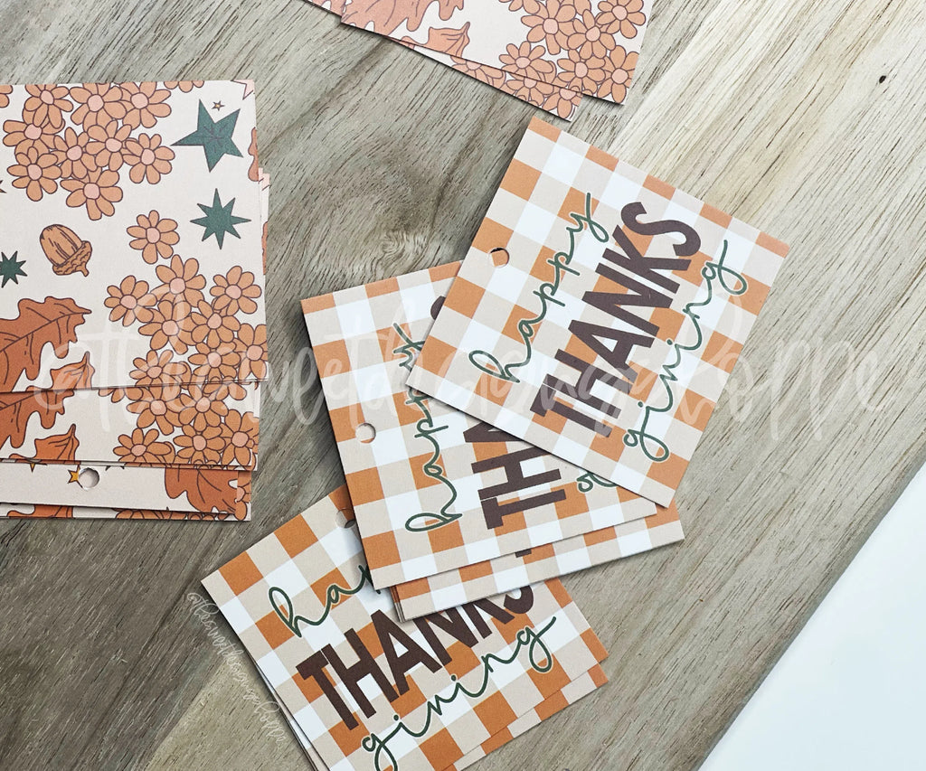 Printed TAG - Printed Tags: Happy Thanksgiving 2" x 2" - Set of 25 Tags , Pre-punched hole. - Sweet Designs Shoppe - - ALL, Fall, Fall / Thanksgiving, Halloween / Fall / Thanksgiving, Printed tag, Promocode, TAG, Tags, thanksgiving, Thanksgiving Tag, Thanksgiving Tags